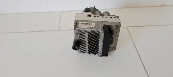 Volkswagen Transporter - Caravelle T4 ABS Pump 0265220008 1627018464