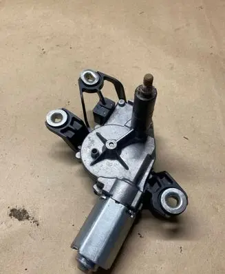 Volkswagen Polo V 6R Rear window wiper motor 0390201216 5K6955711B