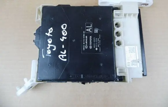 Toyota Corolla E210 E21 BSM Control unit 8922102A70 827301A090