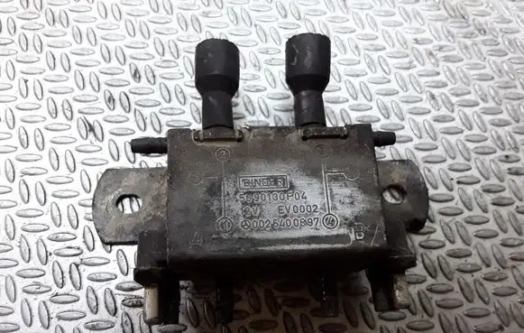 Mercedes-Benz C W202 Turbo solenoid valve 5690130F04 0025400697