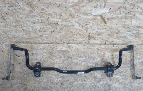 Ford Kuga II Front anti-roll bar/sway bar AV615482EB
