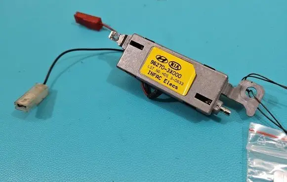 Hyundai Elantra Central body control module 96270-3X000 IMPRK1452717