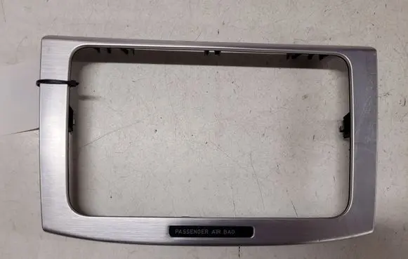 Volkswagen PASSAT B6 Radio/GPS head unit trim 3C0858069P