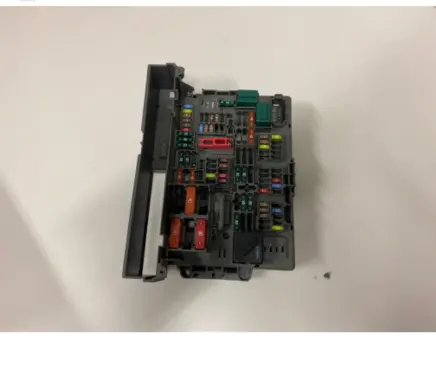 BMW X1 F48 F49 Fuse module 9119446