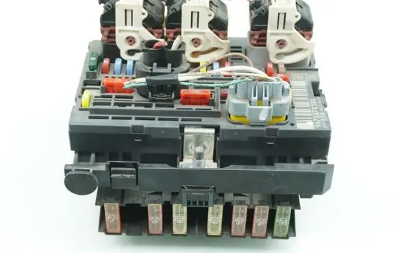 Peugeot Partner Other control units/modules 9675878280