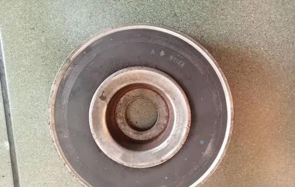 Peugeot 308 Crankshaft pulley 8114A