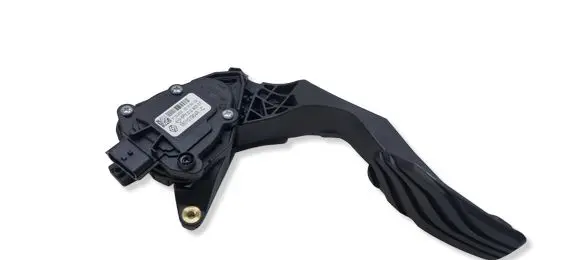Renault Clio V Accelerator throttle pedal 180107904R E31032025 6PV01290207