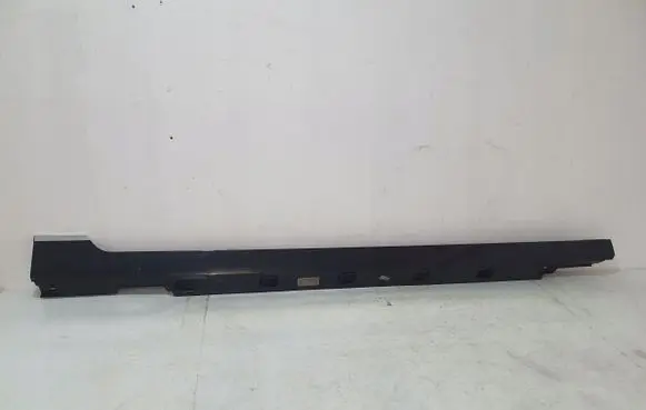 Volkswagen PASSAT B8 Sill/side skirt trim 3G0853858F