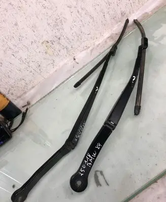 BMW X4 G02 Front wiper blade arm 739900908