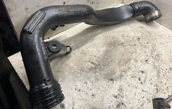 Audi A4 S4 B6 8E 8H Intercooler hose/pipe 8E0145762B