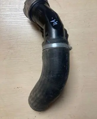 Volvo XC60 Intercooler hose/pipe 31422061 31657756 31422095