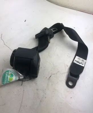Land Rover Defender Rear seatbelt 00024693