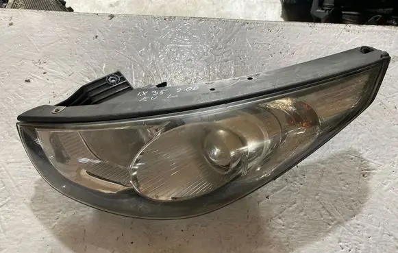 Hyundai ix35 Headlight/headlamp 02A011800 02A011500