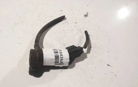 Volvo S40 Windscreen/windshield washer pump