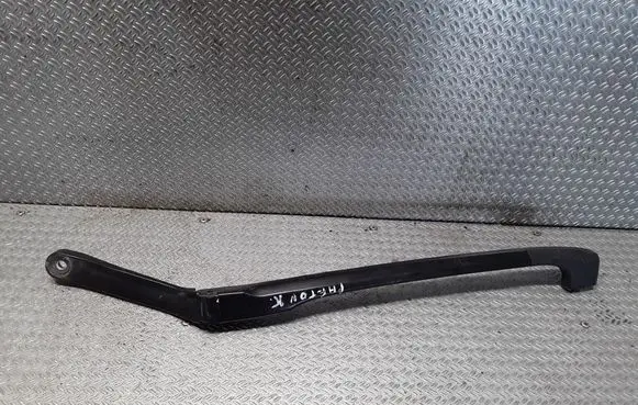 Volkswagen Phaeton Front wiper blade arm