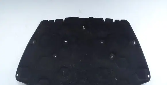 Engine bonnet/hood sound/heat insulation