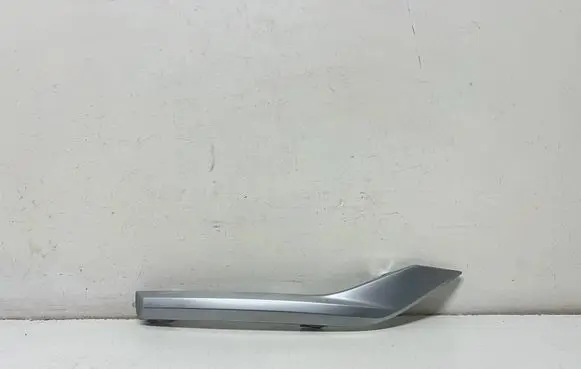 Hyundai Santa Fe Front bumper upper radiator grill 86694-s1600