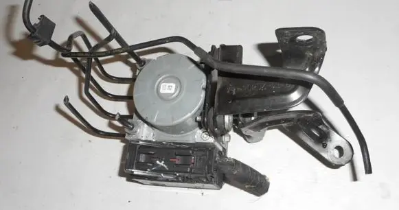 Ford Ecosport ABS Pump GN152B373CE GN15-2C219-CF