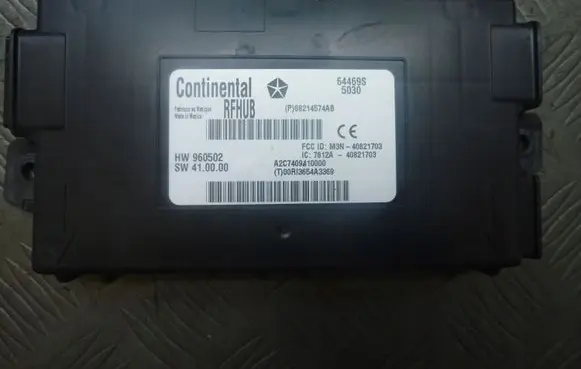 Fiat Freemont Door control unit/module 68214574AB