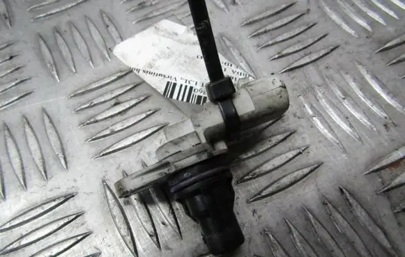 Camshaft position sensor