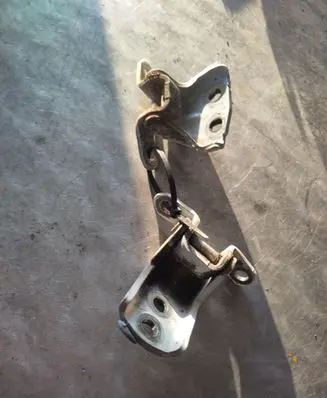 Nissan Qashqai+2 Front door hinge set 