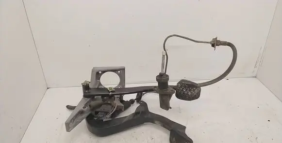 BMW 3 E36 Pedal assembly 11648429