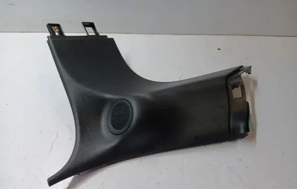 Jeep Grand Cherokee (D) pillar trim (bottom) I01980020BLR