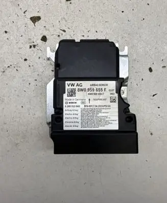 Audi A4 S4 B9 8W Airbag control unit/module 8W0959655F 0285013643
