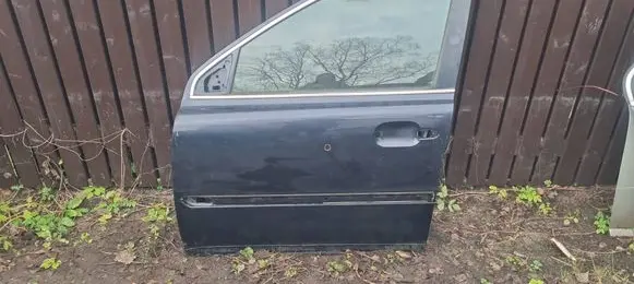 Volvo XC90 Front door