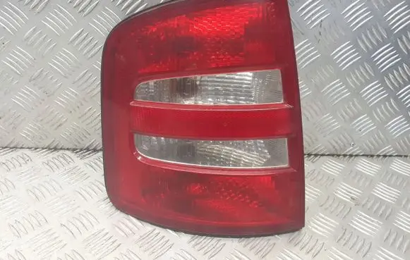 Skoda Fabia Mk1 (6Y) Number plate light 6Y9945095