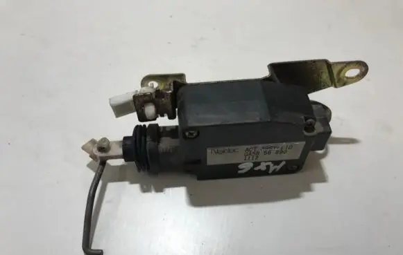 Mazda MX-6 Central locking motor ga5r56890 112