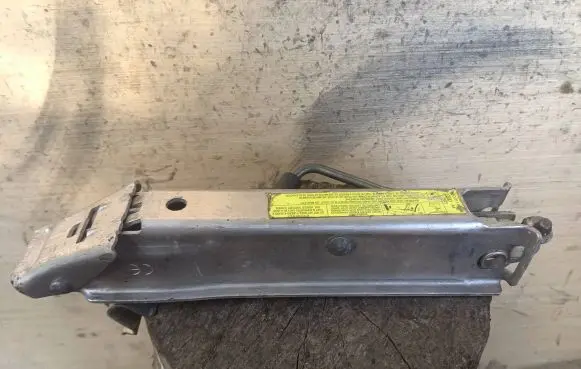 Audi A4 S4 B6 8E 8H Lift Jack 8E0011031N