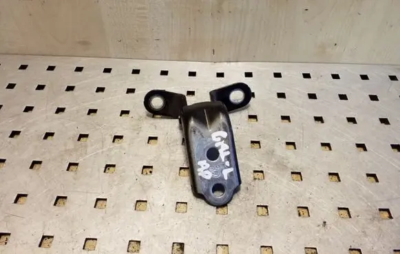 Hyundai i40 Rear door lower hinge A046057