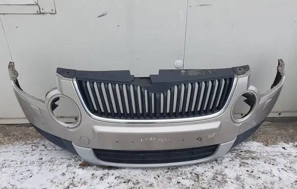 Skoda Yeti (5L) Front bumper 