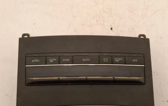 Mercedes-Benz E W212 Climate control unit A2129008908 A2128301285 A2126800207