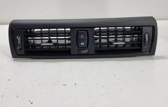 BMW 1 F20 F21 Dash center air vent grill 9207116 507892