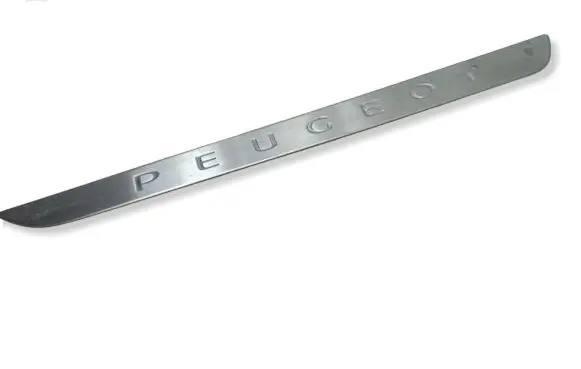 Peugeot 2008 I Front sill trim cover 9675541580