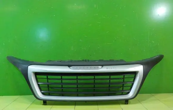 Peugeot Boxer Front bumper upper radiator grill XP202