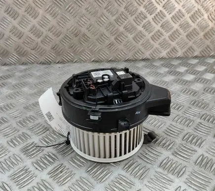 Volvo XC90 Heater fan/blower 32241017 0130309504