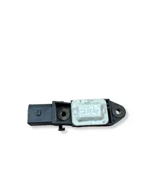 Mercedes-Benz E W211 Airbag deployment crash/impact sensor 0028201326 304222015