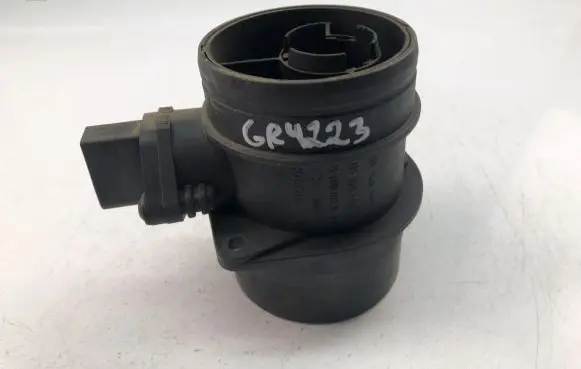 Audi A4 S4 B7 8E 8H Mass air flow meter 074906461B