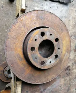 Volvo V70 Front brake disc