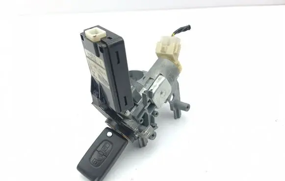 Citroen C-Crosser Ignition lock 8670A012