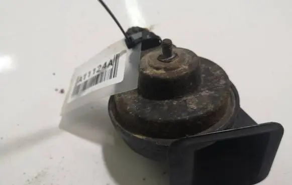Hyundai i30 Horn signal E428R000073