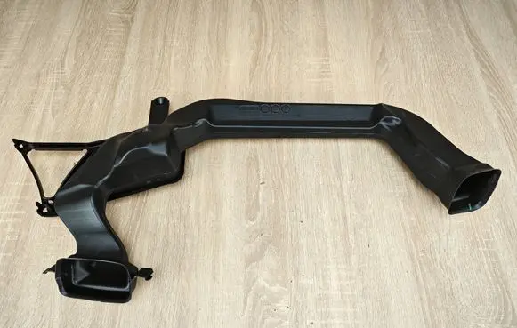 BMW 8 G16 Cabin air duct channel 9396272