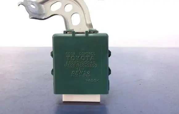 Toyota Yaris Other control units/modules 85980-0D040
