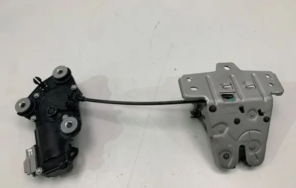 Volvo S90, V90 Tailgate/trunk/boot lock/catch/latch 32149884