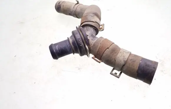 Volkswagen Transporter - Caravelle T5 Engine coolant pipe/hose 7E0820295A