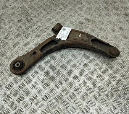 Mitsubishi Outlander Front lower control arm/wishbone 4013A499