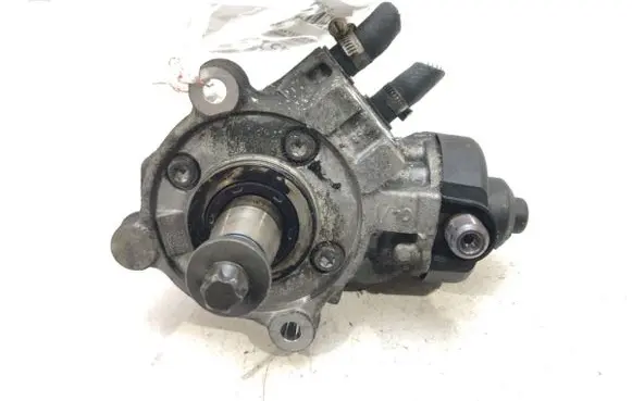 Toyota Auris E180 Fuel injection high pressure pump 0445010756